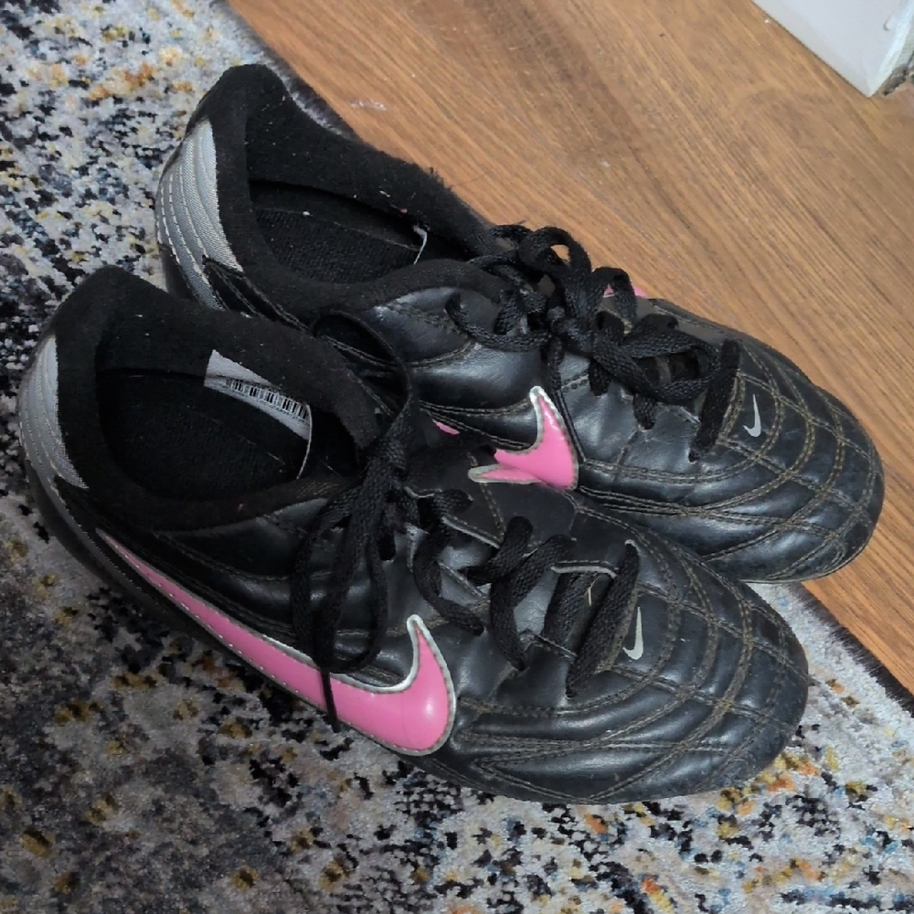 Nike Black and Pink Athletic Shoes